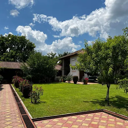 Villa Jardin - *